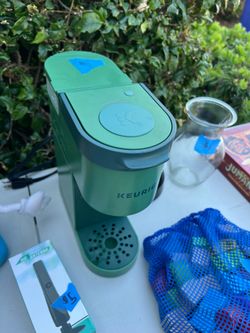 Keurig K-Mini Single Serve K-Cup Pod Coffee Maker, 6 to 12oz Brew size, with Cord Storage, Perfect for Small Spaces, Evergreen