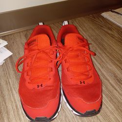 Underarmer Size 12 Mens Shoes