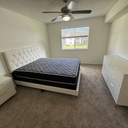 Bedroom Set. Brand New 🆕 