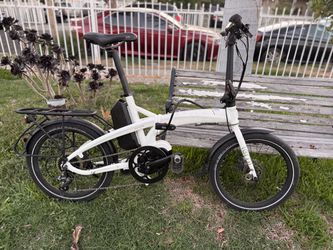 Tern Vektron D8 E-Bike