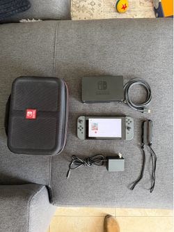 SWITCH 1 CONSOLE - ALL ACCESSORIES INCLUDED