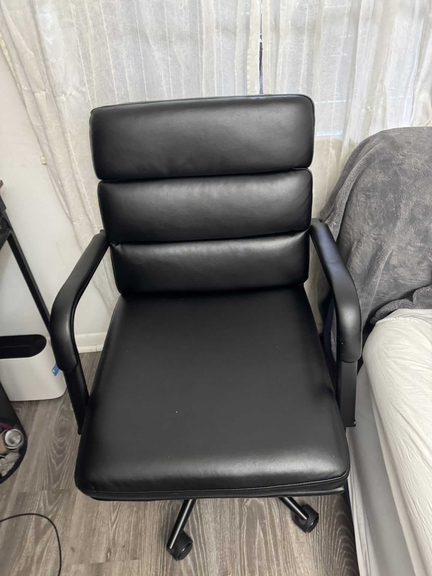 HULALA HOME Modern Faux Leather Home Office Chair