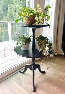 Vintage 1940s Round 2 Tier Tripod Leg Butlers Table Dumbwaiter Old Plant Stand