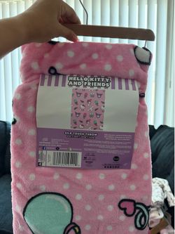 Hello Kitty Blanket