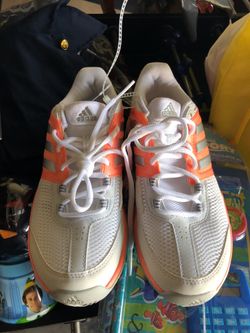 Adidas Women 7.5