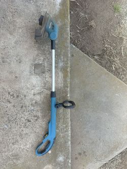 Makita 18V LXT Lithium-Ion Cordless String Trimmer (Tool Only)