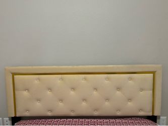 Queen bed