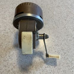 Vintage South Bend Reel Spin Cast 66