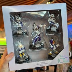 Walt Disney 100 Anniversary Mickey And Friends Platinum Sketchbook Ornament Set