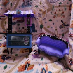 Monster High Furniture