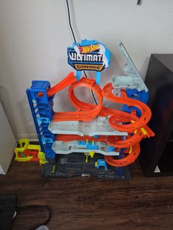 Hotwheels Ultimate garage