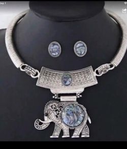 New Lucky Elephant Jewelry Set Necklace and Earrings