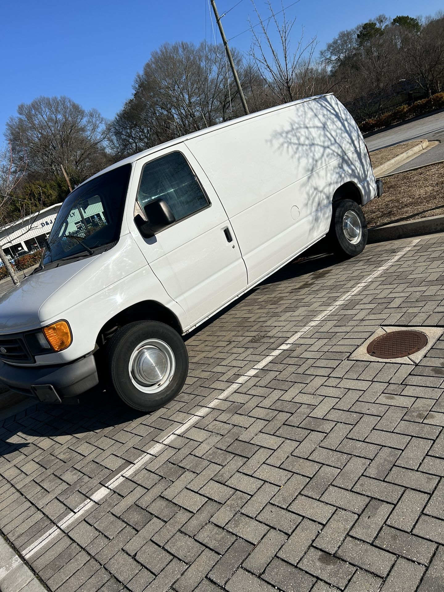 2006 Ford E350