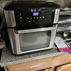 Instant Vortex Air fryer 