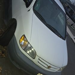 2003 Toyota Sienna