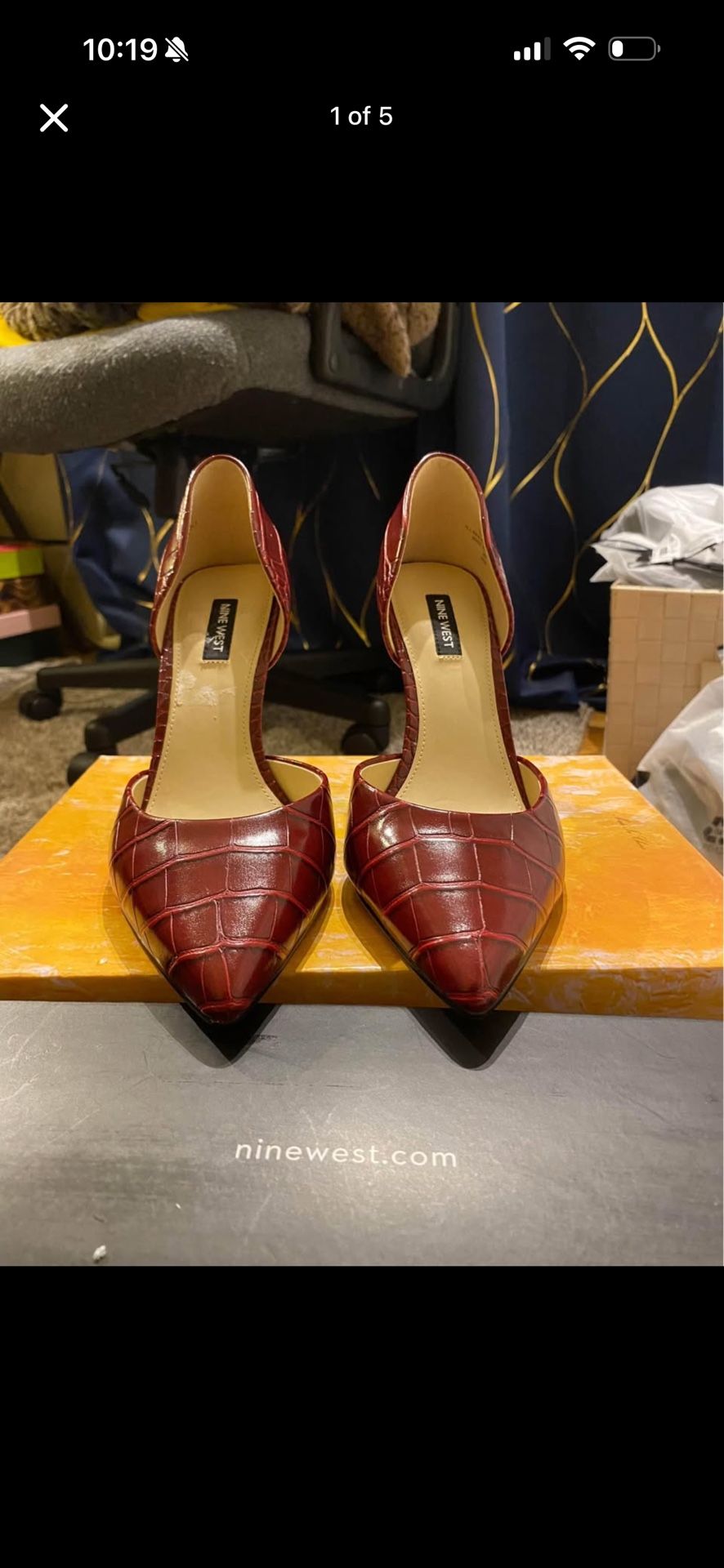 Nine West Dark Red Heels Size 9.5