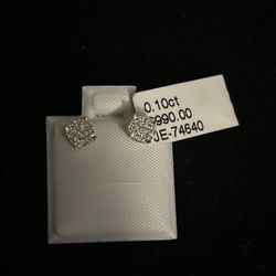 Real Diamond Earrings On 10k Gold 0.10ct 