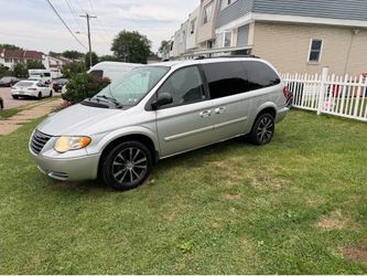 2007 Chrysler Town & Country