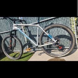 Niner Air 9 Hardtail Mountain Bike W/upgrades