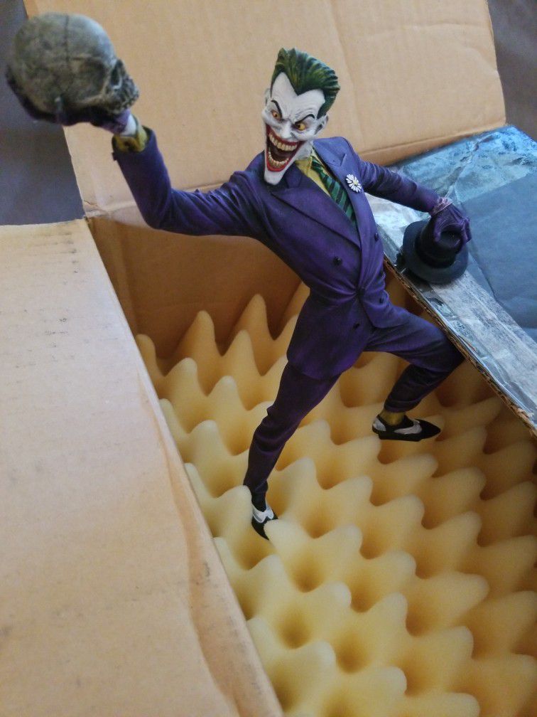 Vintage Joker Statue Collectible