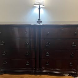 Elegant Luxury Serpentine Double Dresser