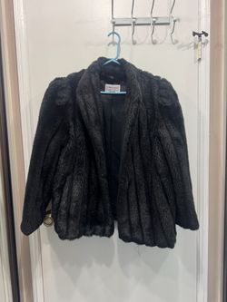 MOVING MUST GO • BLACK FUR COAT • LIKE NEW