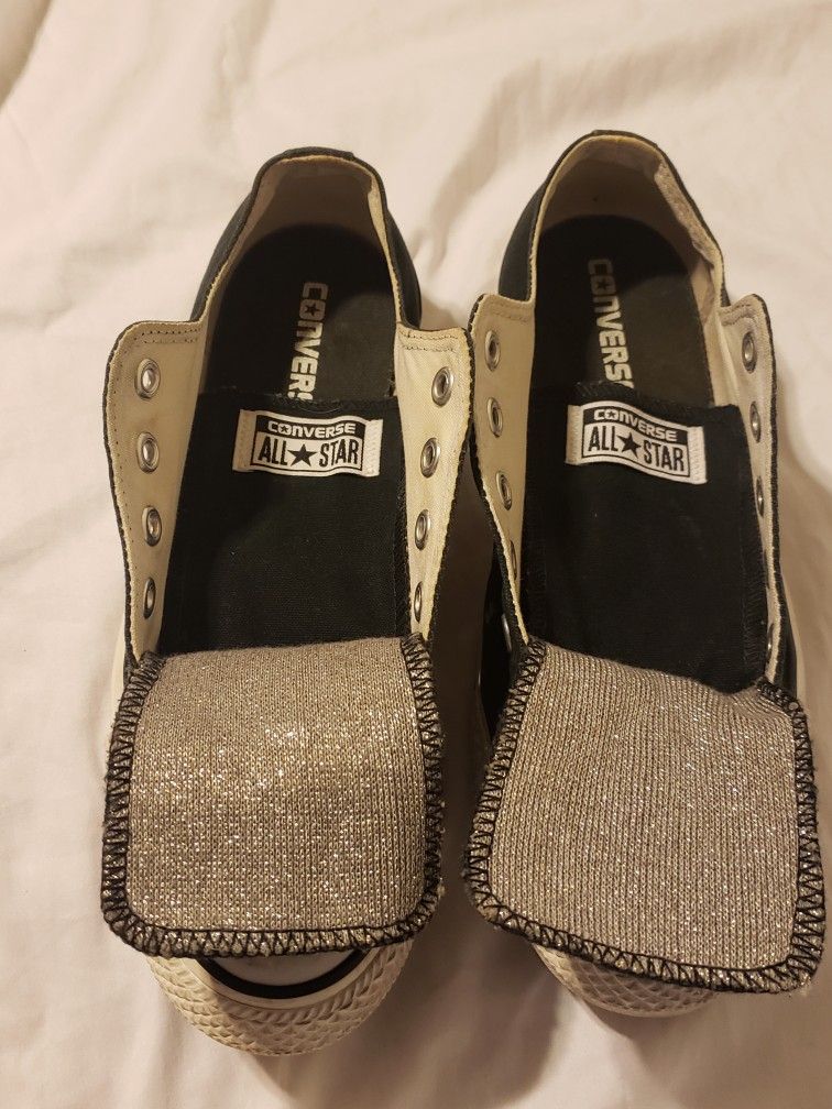 Converse Womens Size 8.5