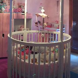 Round Crib 