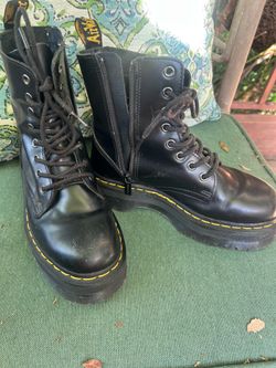 Doc Martin size 7