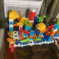 Marbel Run.  Con Sonido Y Luces $25.00