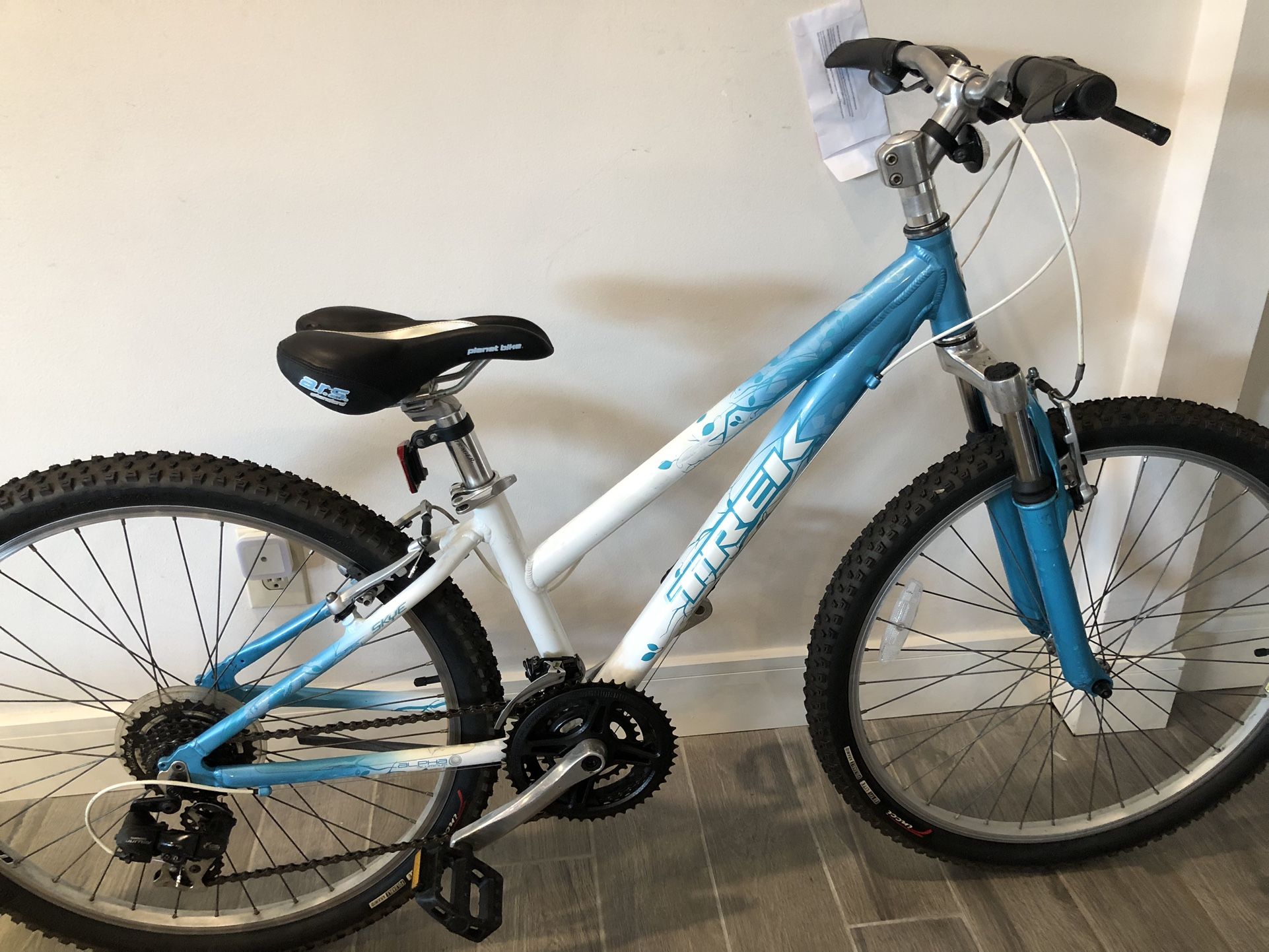 Women’s Trek Skye Extra Small Mountain Trail Leisure Bike Ready/Ride