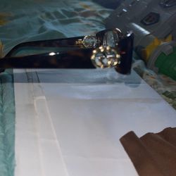 Gucci Women’s Reading Glasses 