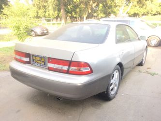 2000 Lexus es300
