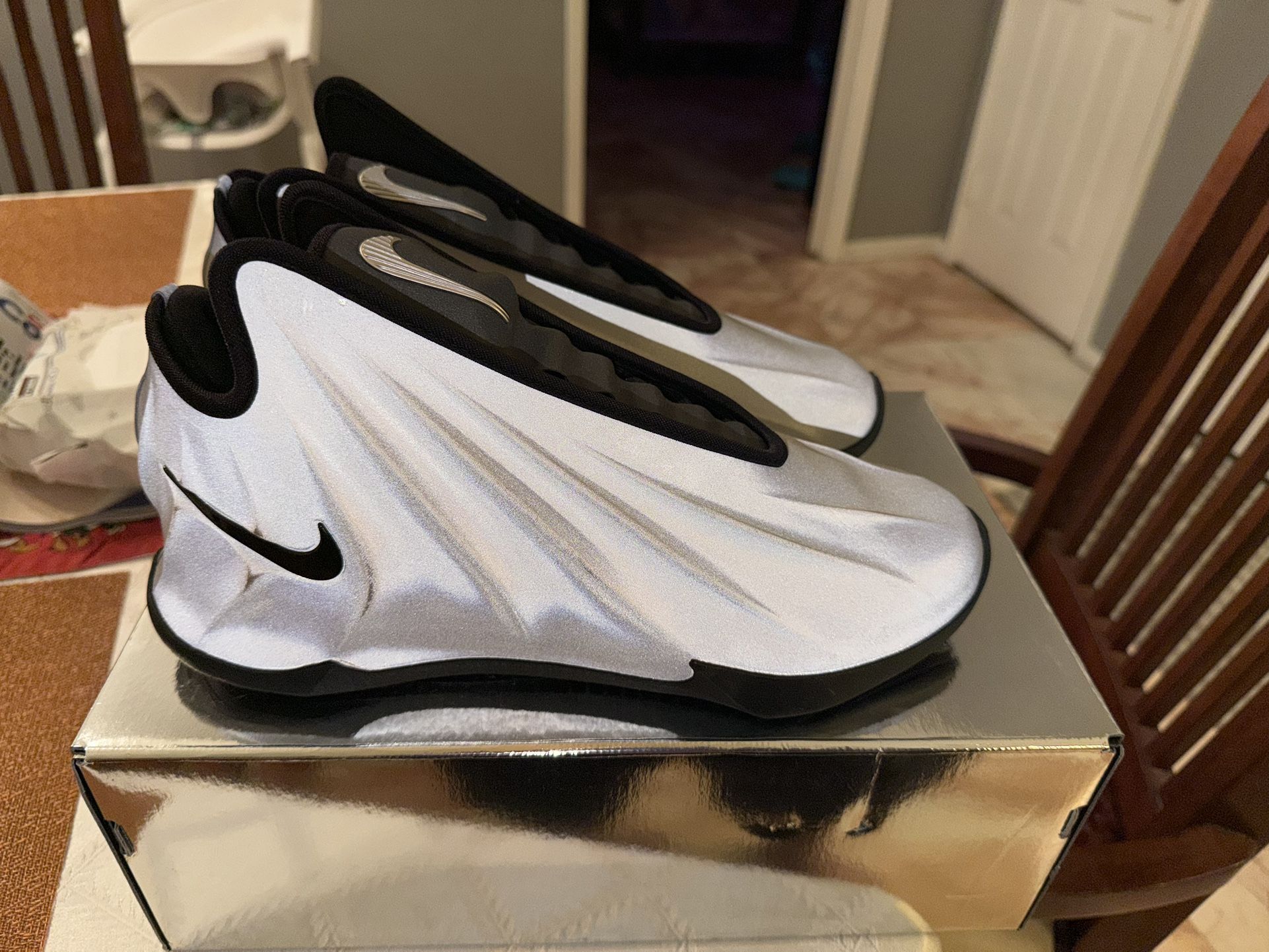 Nike GT Future Sz 9.5 Retro Air Zoom Jordan