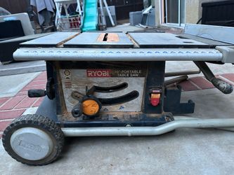 Job site table saw