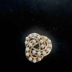 Vintage Celtic Trinity Knot Brooch