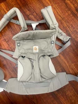 Ergobaby Carrier