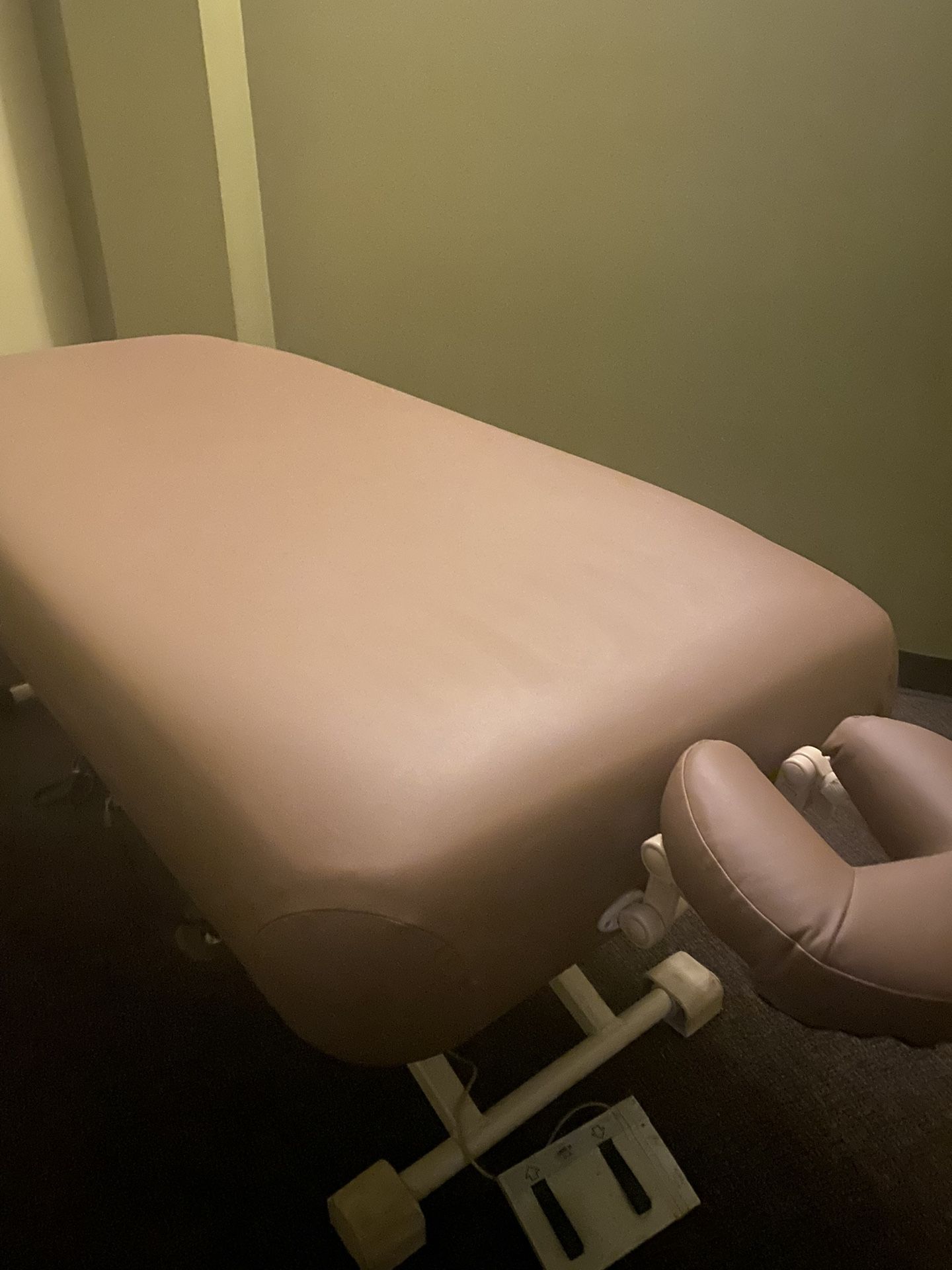 Massage spa Table