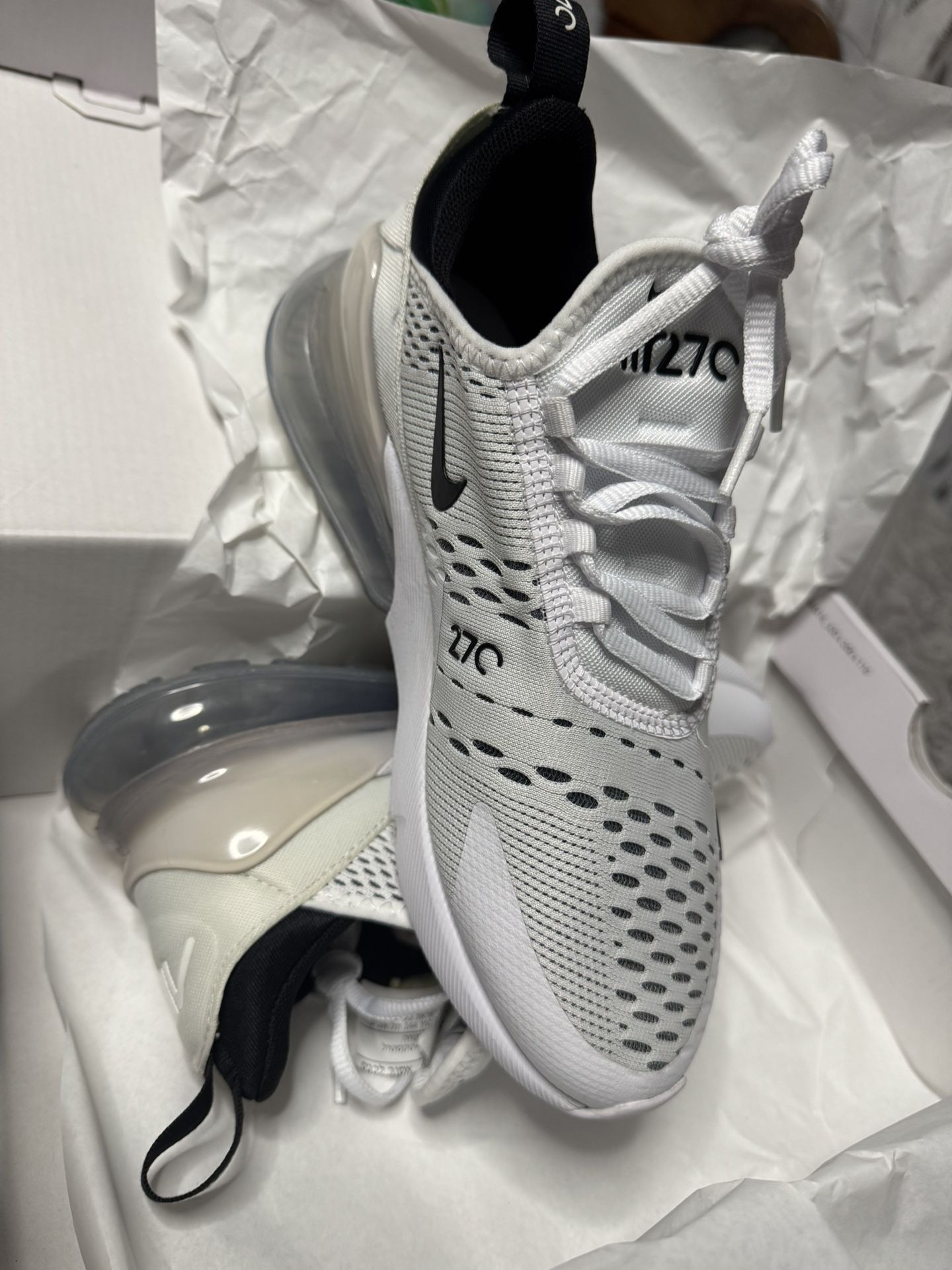 Tenis Nike Air Max 270