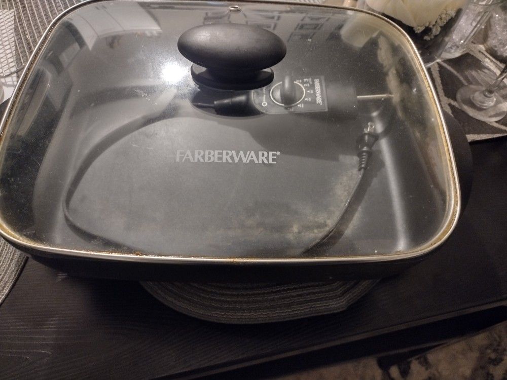 Large Electric Skillet 