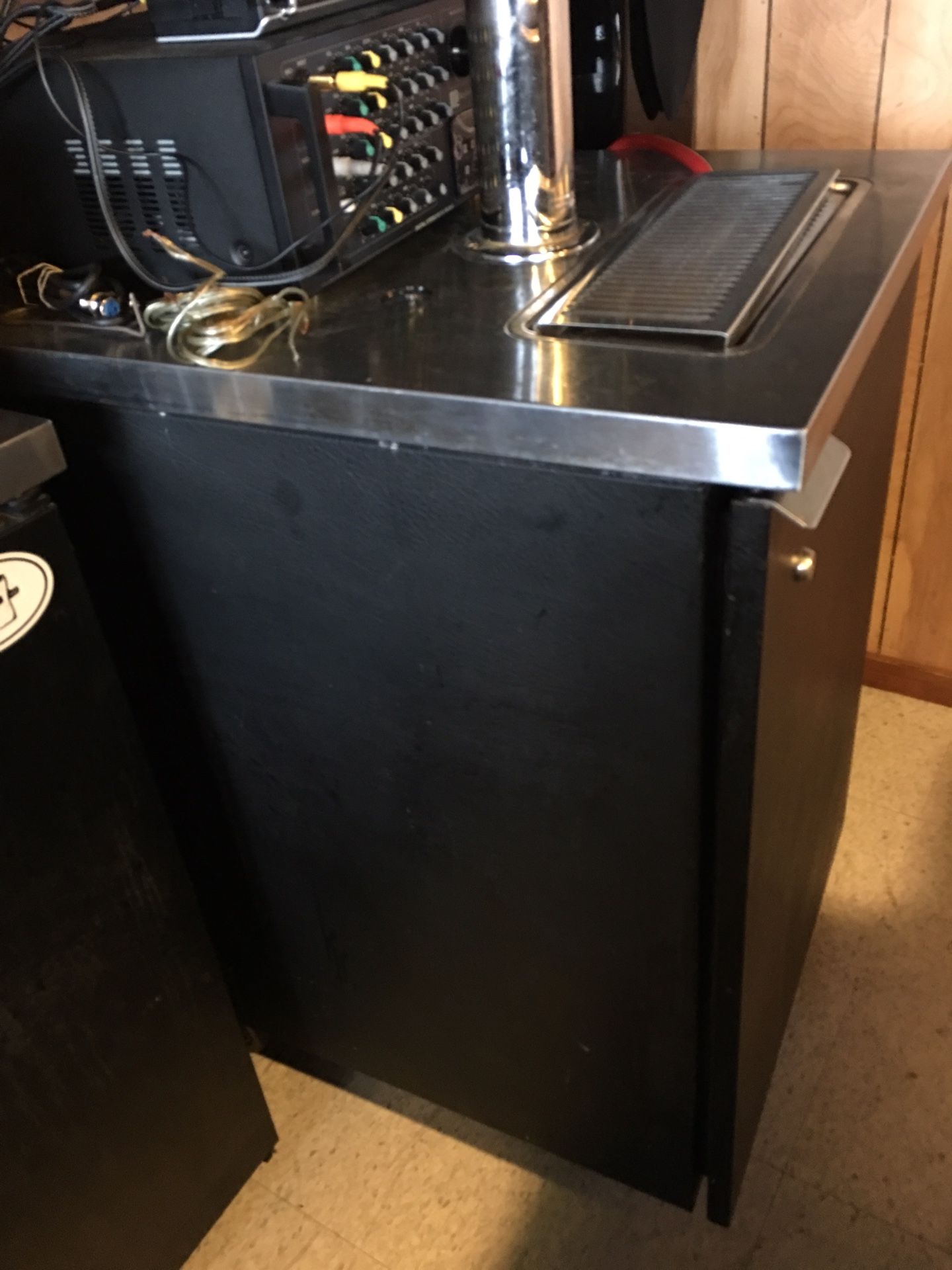 True 3 tap kegerator, for Sale in Seattle, WA OfferUp