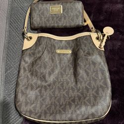 Brown Michael Kors Purse And Wallet