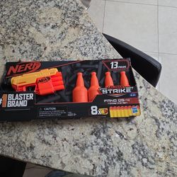 Nerf  Alpha Strike Blaster