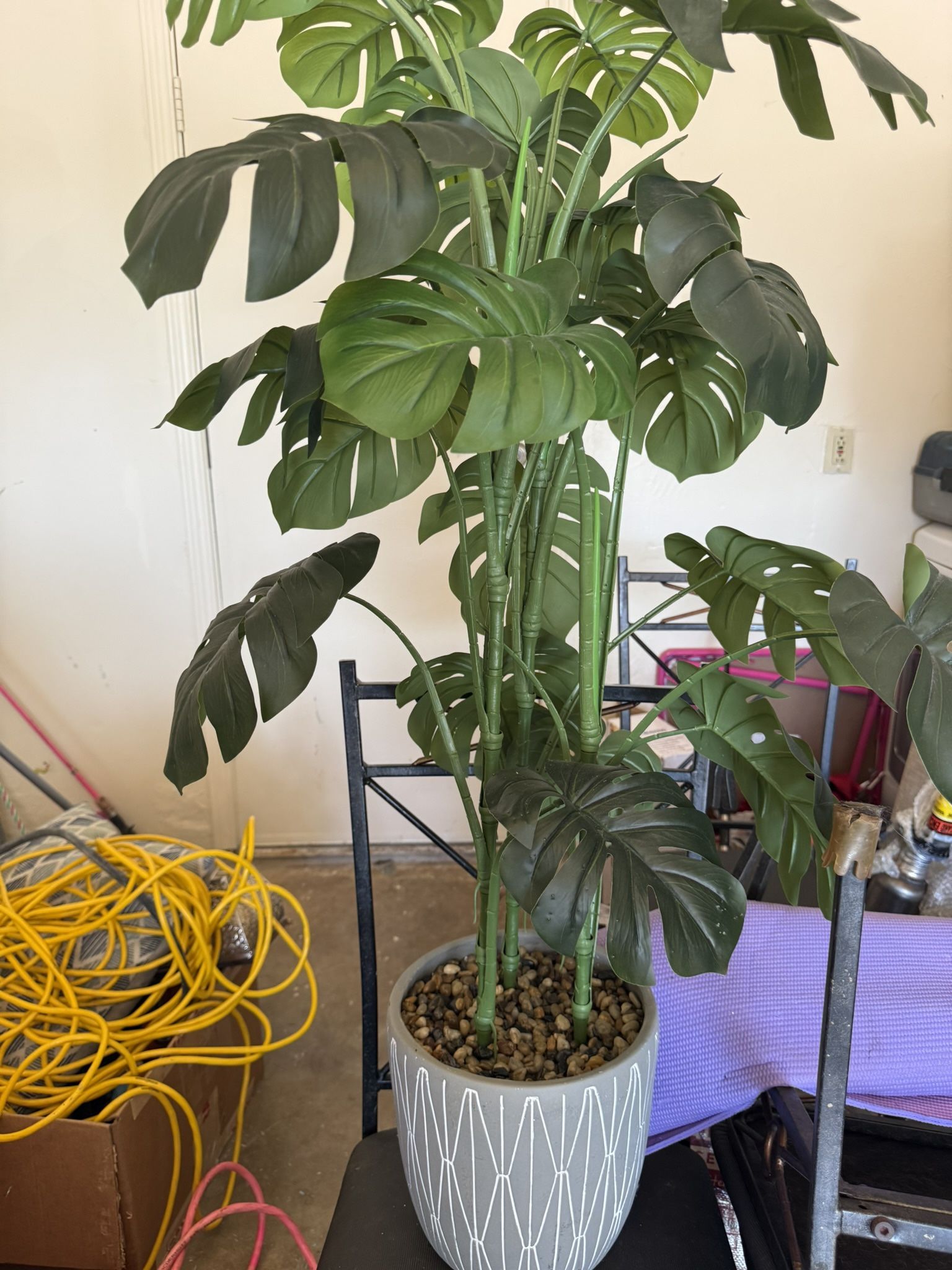 White ceramic Pot Holder With Plastic Plant