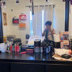 Drawers With Mirror