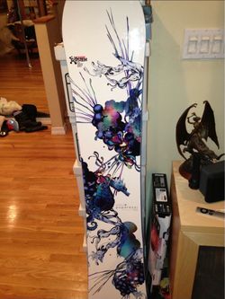 Arbor Poparazzi 153 Snowboard w/ Flow Flite Bindings - Mint Condition