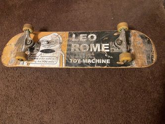 Toy Machine Leo Romero Skateboard 🛹 8.25” Venture Trucks