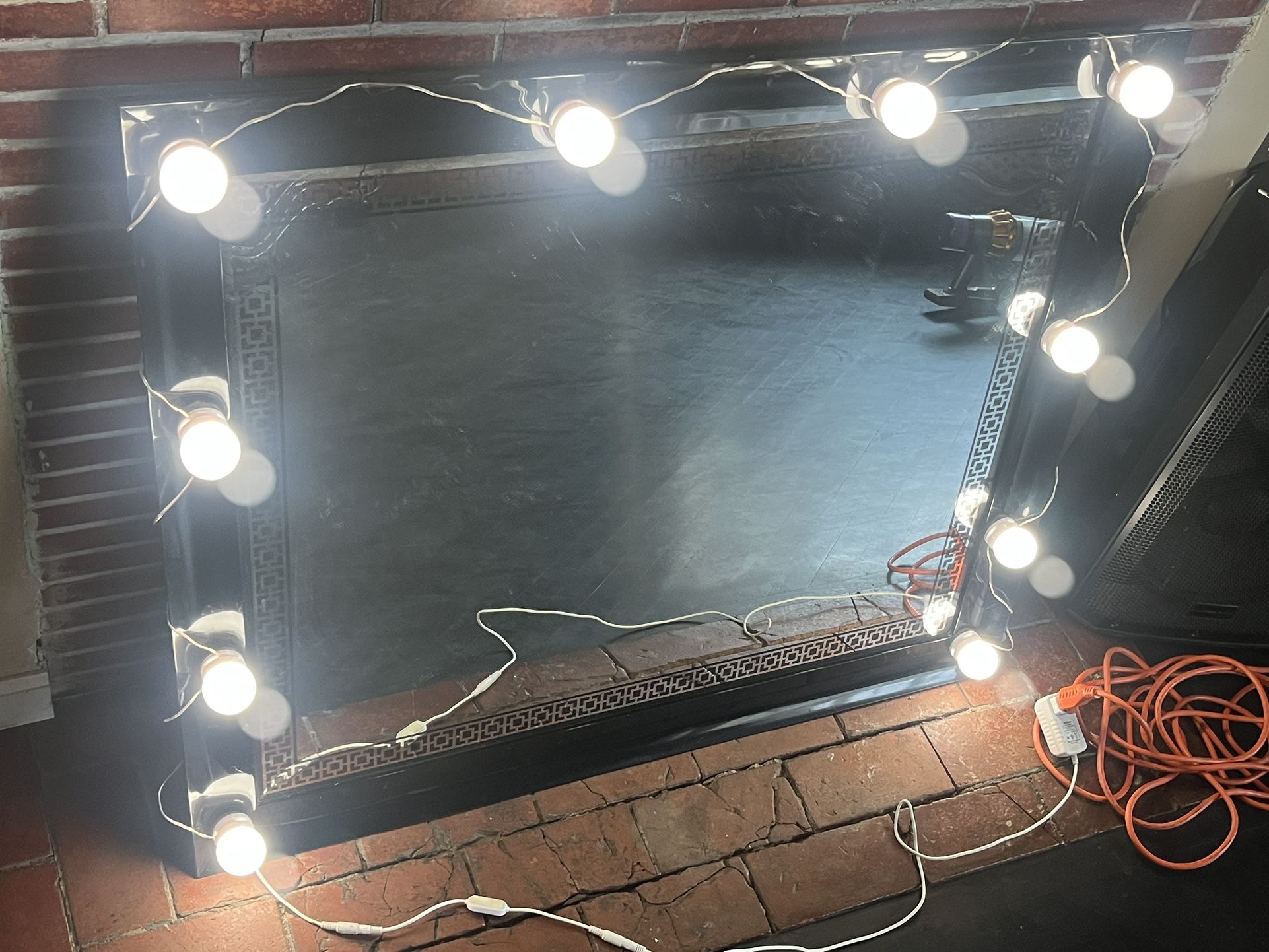Large Mirror With Vanity String Lights