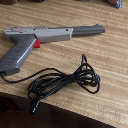Nintendo Zapper 1985 