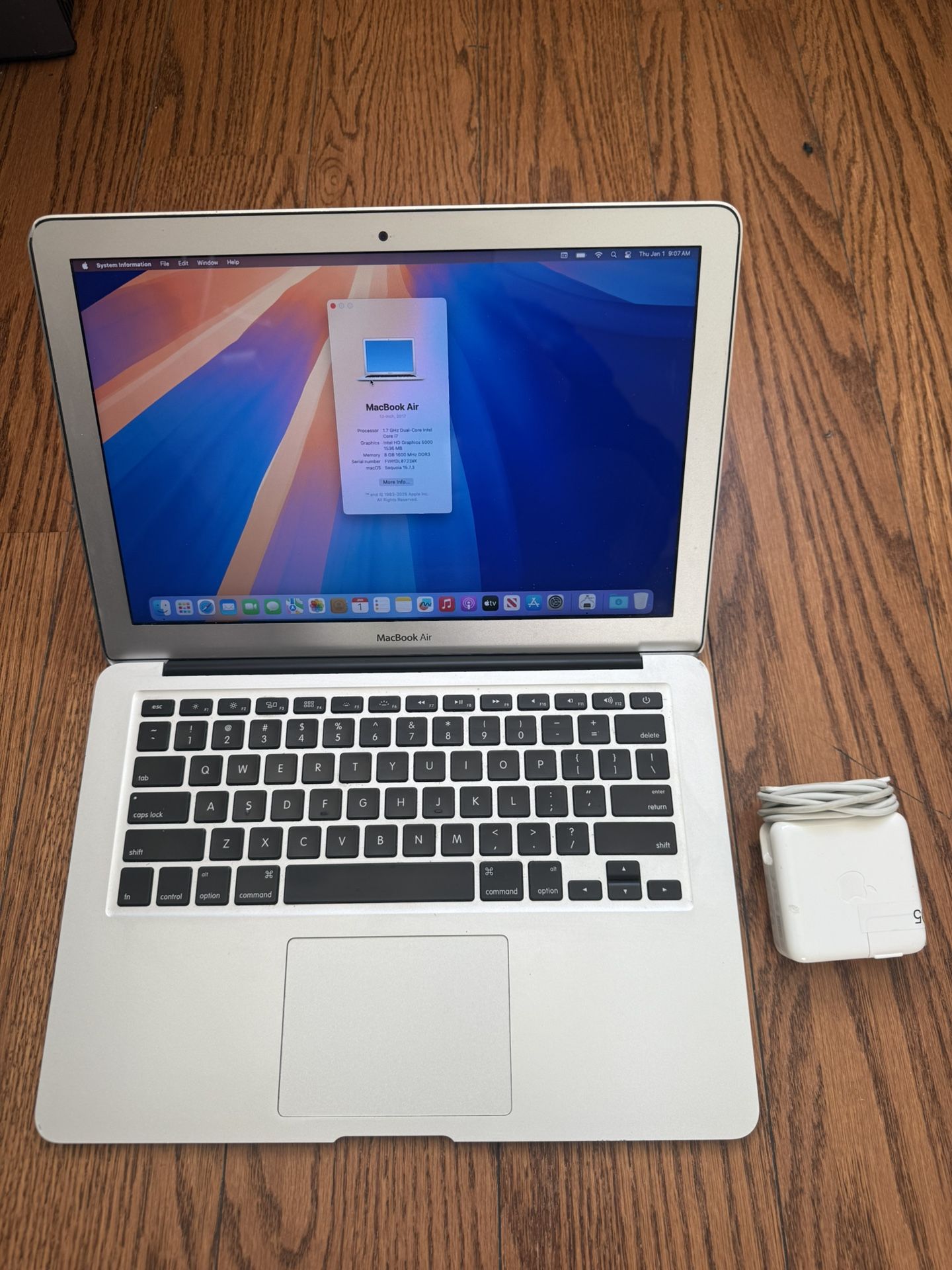 Apple MacBook Air/8GB RAM/512GB SSD/good Battery/Fully Functional